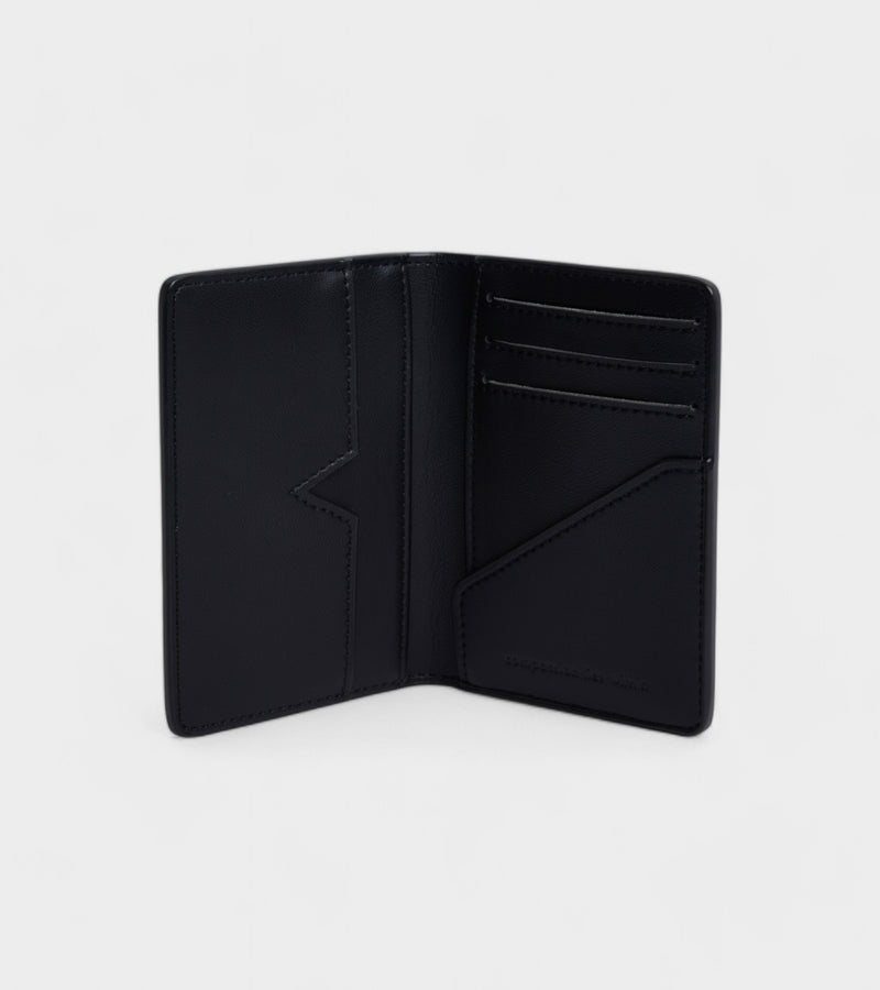 Wilf Vegan Bio-Based Bamboo Bifold Wallet in Black