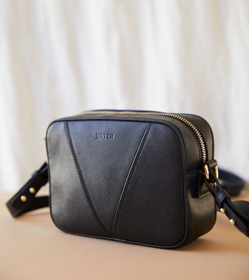 AppleSkin Dual Look Crossbody